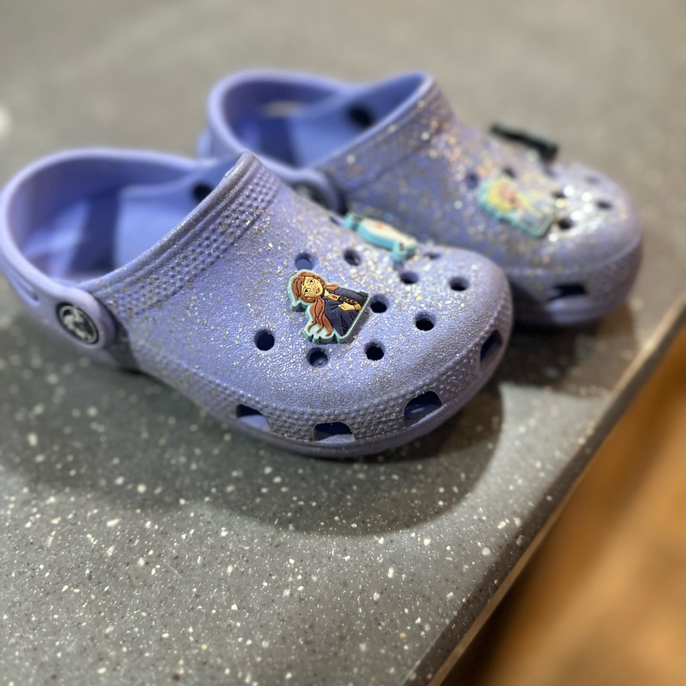Girls size 10 Crocs